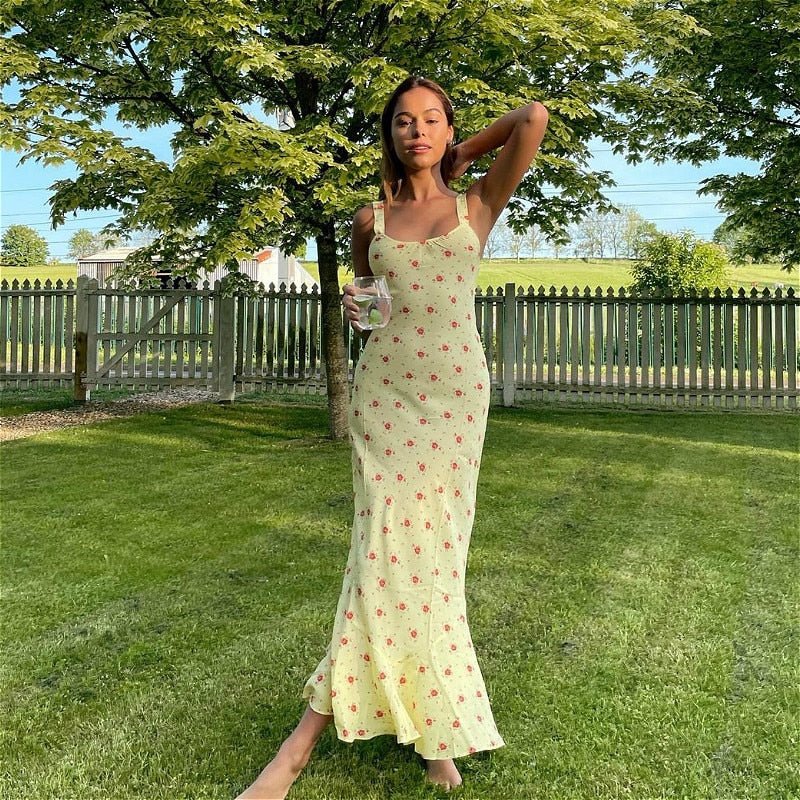 Robe Iris évasée à volants et motif floral