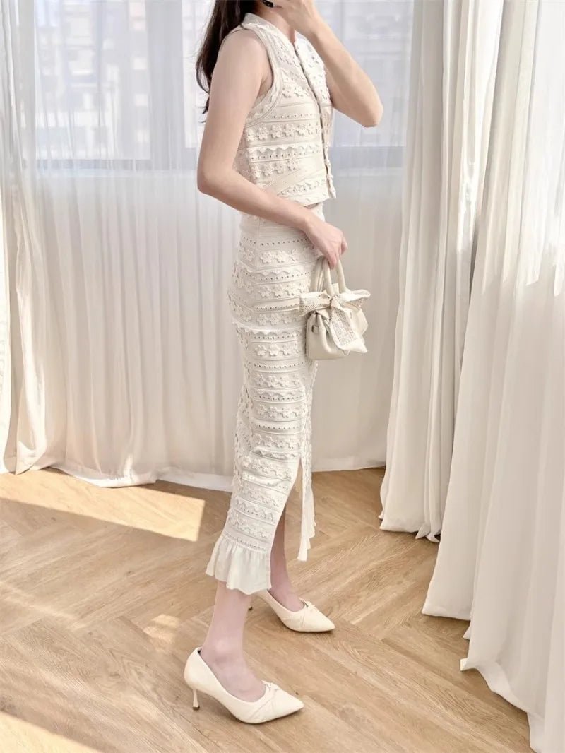 Ensemble gilet Isabella en maille fleurie et jupe midi à volants