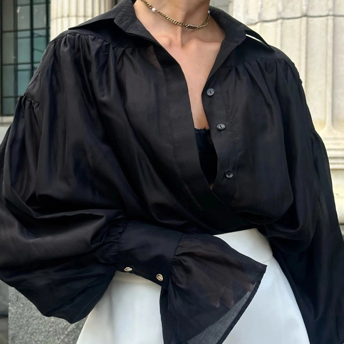 Chemise Isabella oversize à manches bouffantes et nœud en ruban