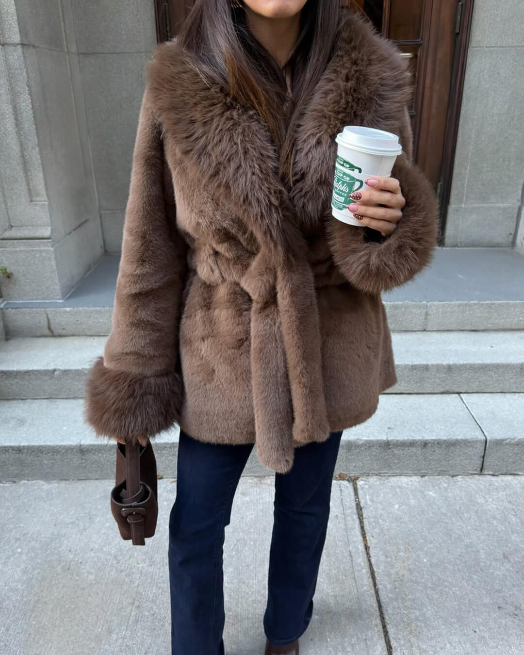 Manteau Jessa bordé de fausse fourrure