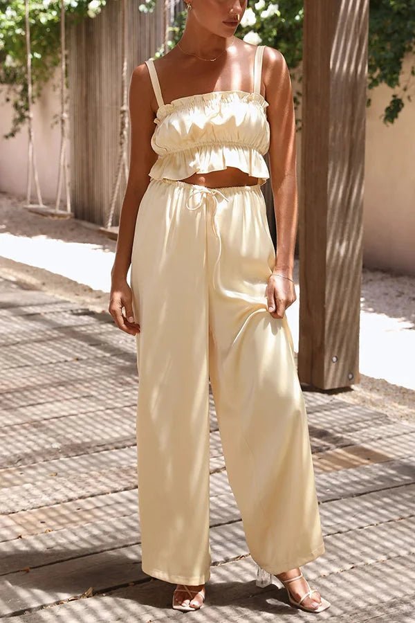 Ensemble Julianne avec haut à volants, taille élastique et pantalon