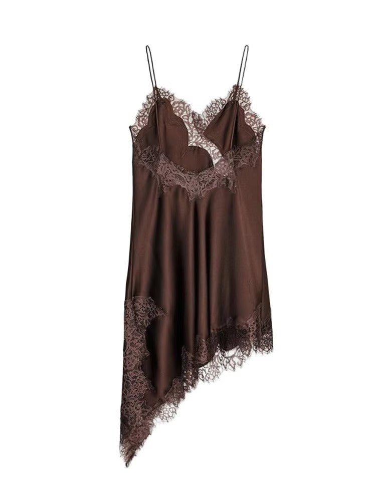 Robe courte asymétrique en satin Kara