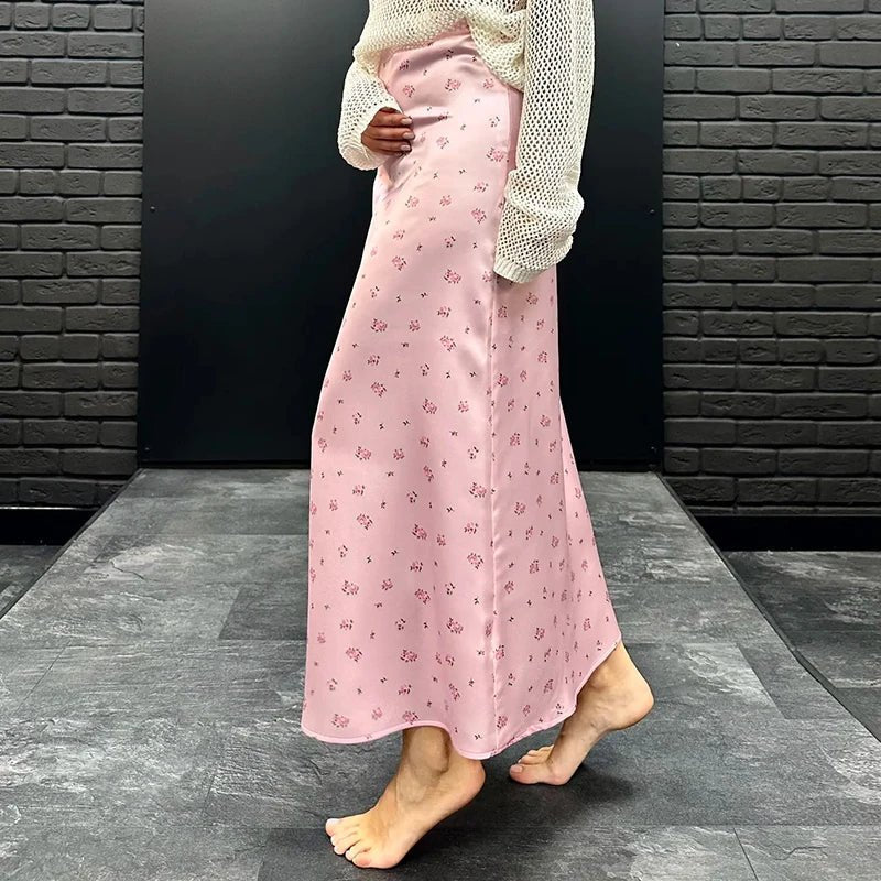 Jupe midi Kate imprimée en satin taille haute