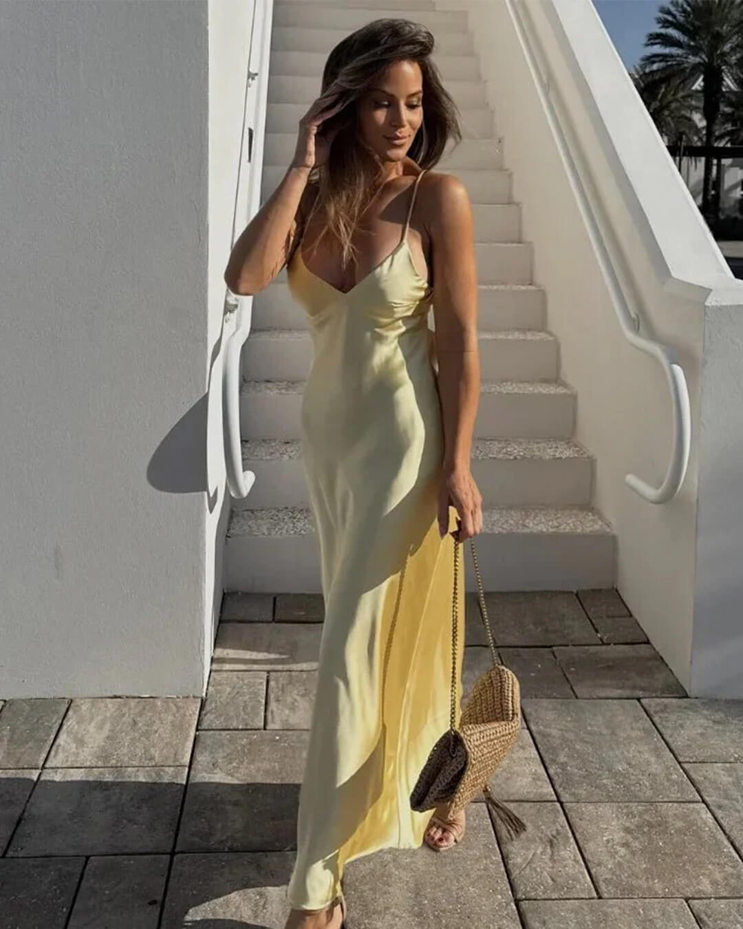 Robe longue Kirra dos nu en satin