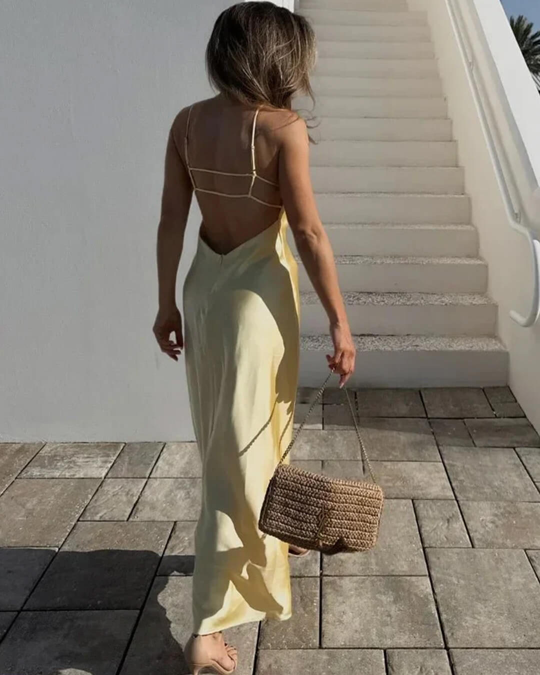 Robe longue Kirra dos nu en satin
