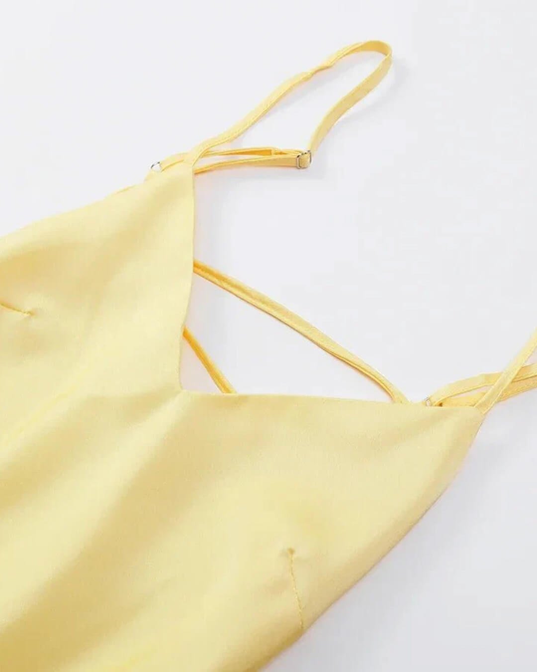 Robe longue Kirra dos nu en satin