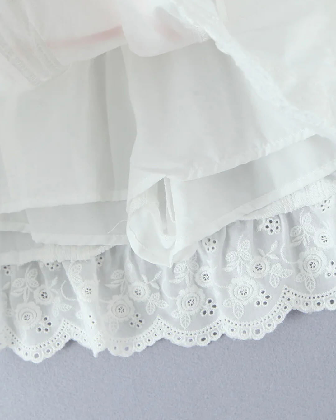 Ensemble jupe courte à bordure en dentelle Klarissa