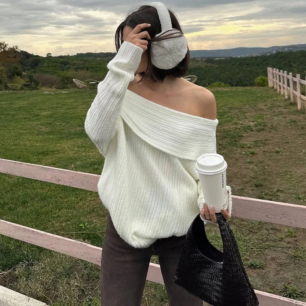Pull en maille côtelée à épaules dénudées Lina
