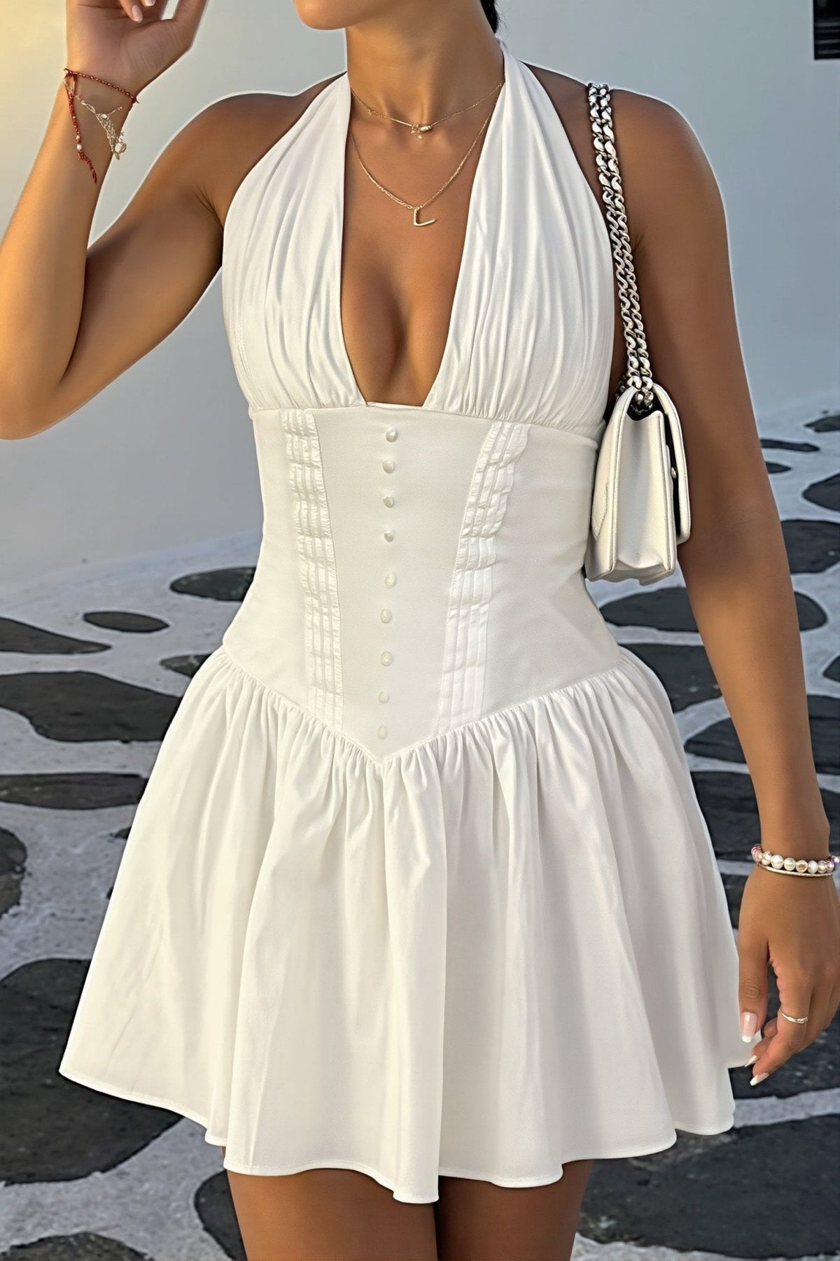Mini-robe moulante dos nu Kyra