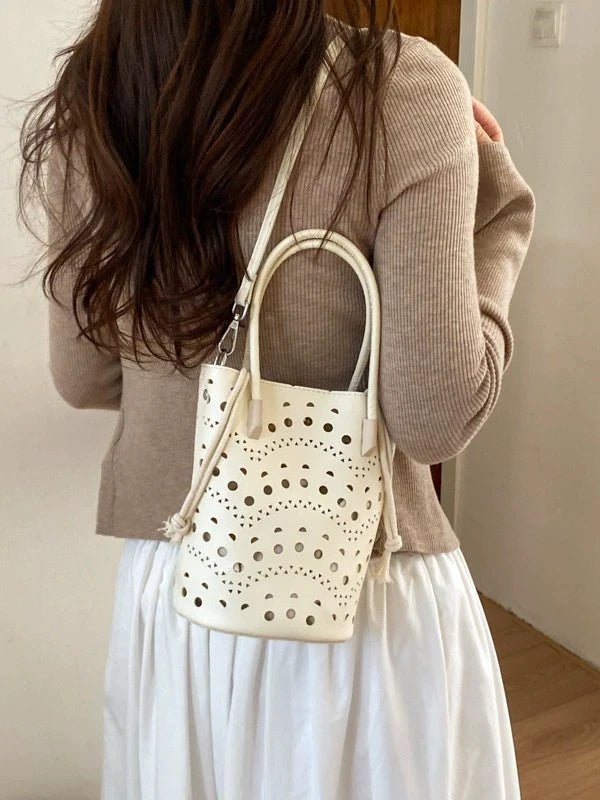 Sac seau ajouré Lara