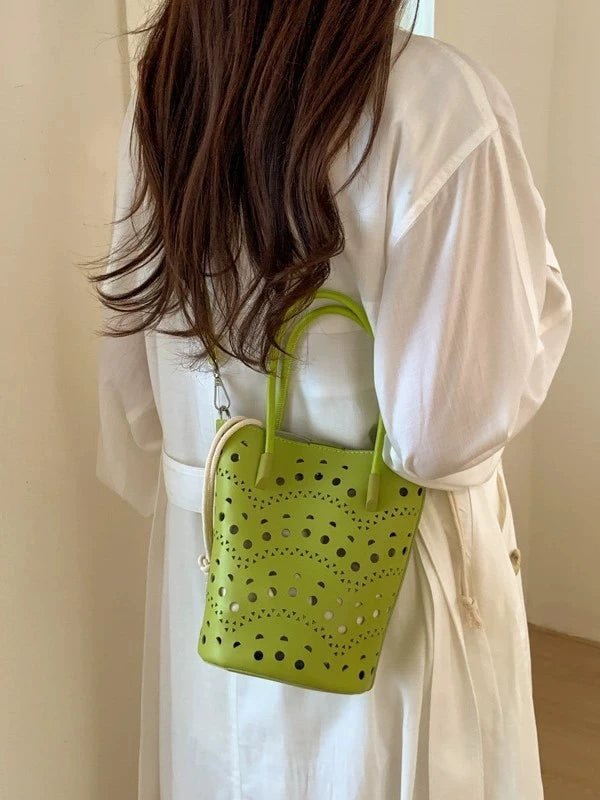 Sac seau ajouré Lara