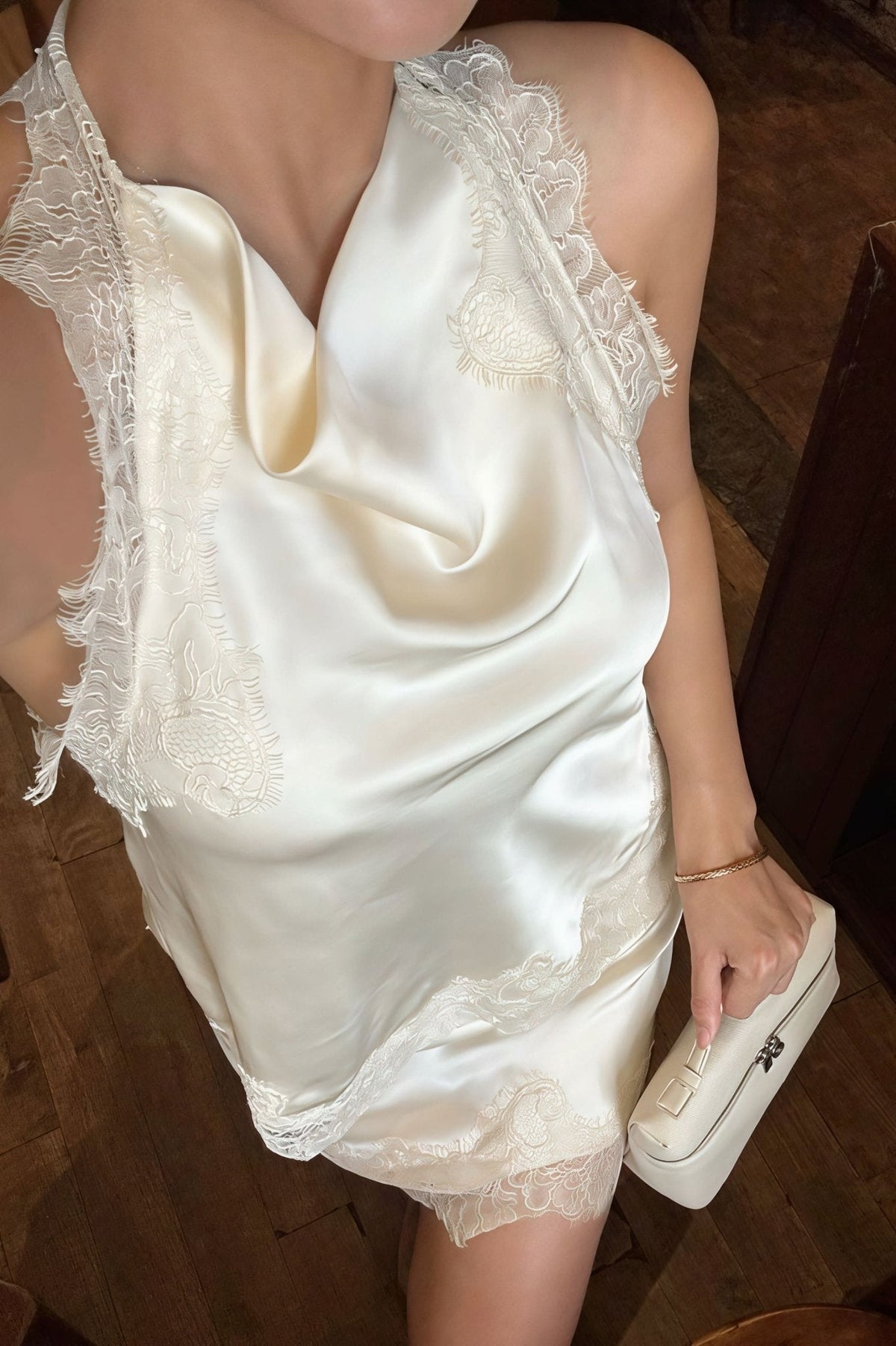 Mini-robe Lena dos nu en dentelle