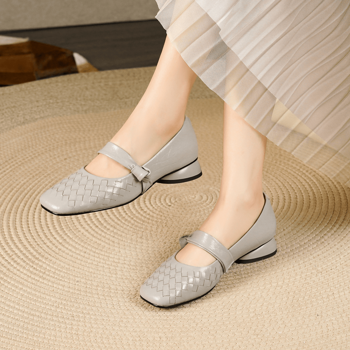 Chaussures plates Lisbeth en cuir tressé