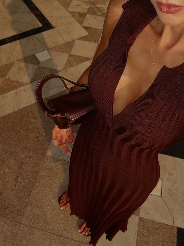 Robe longue plissée en maille sans manches Lise