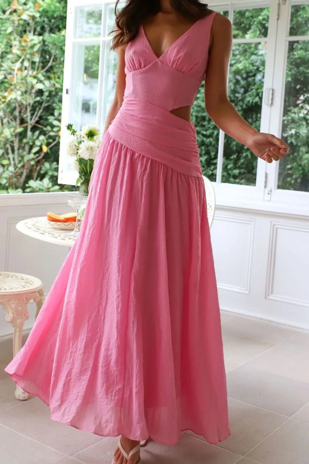 Robe longue Lolita froncée à découpes