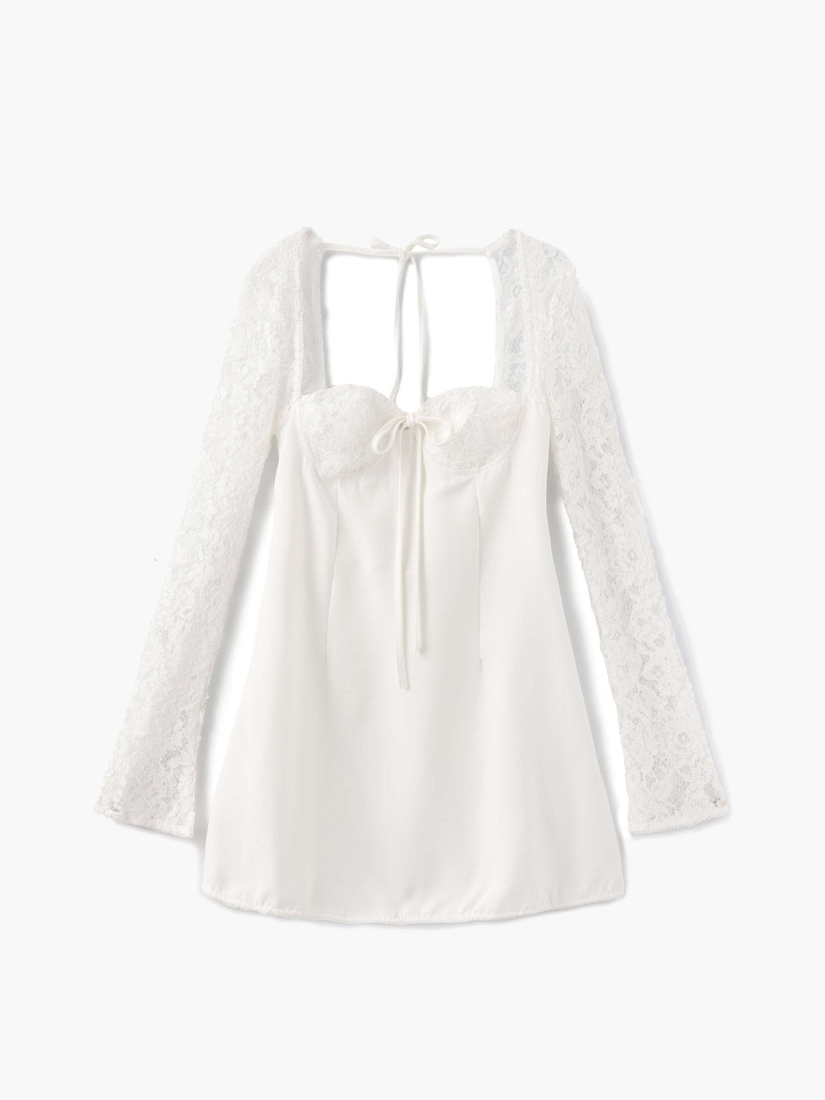 Robe courte Louise avec détails en dentelle