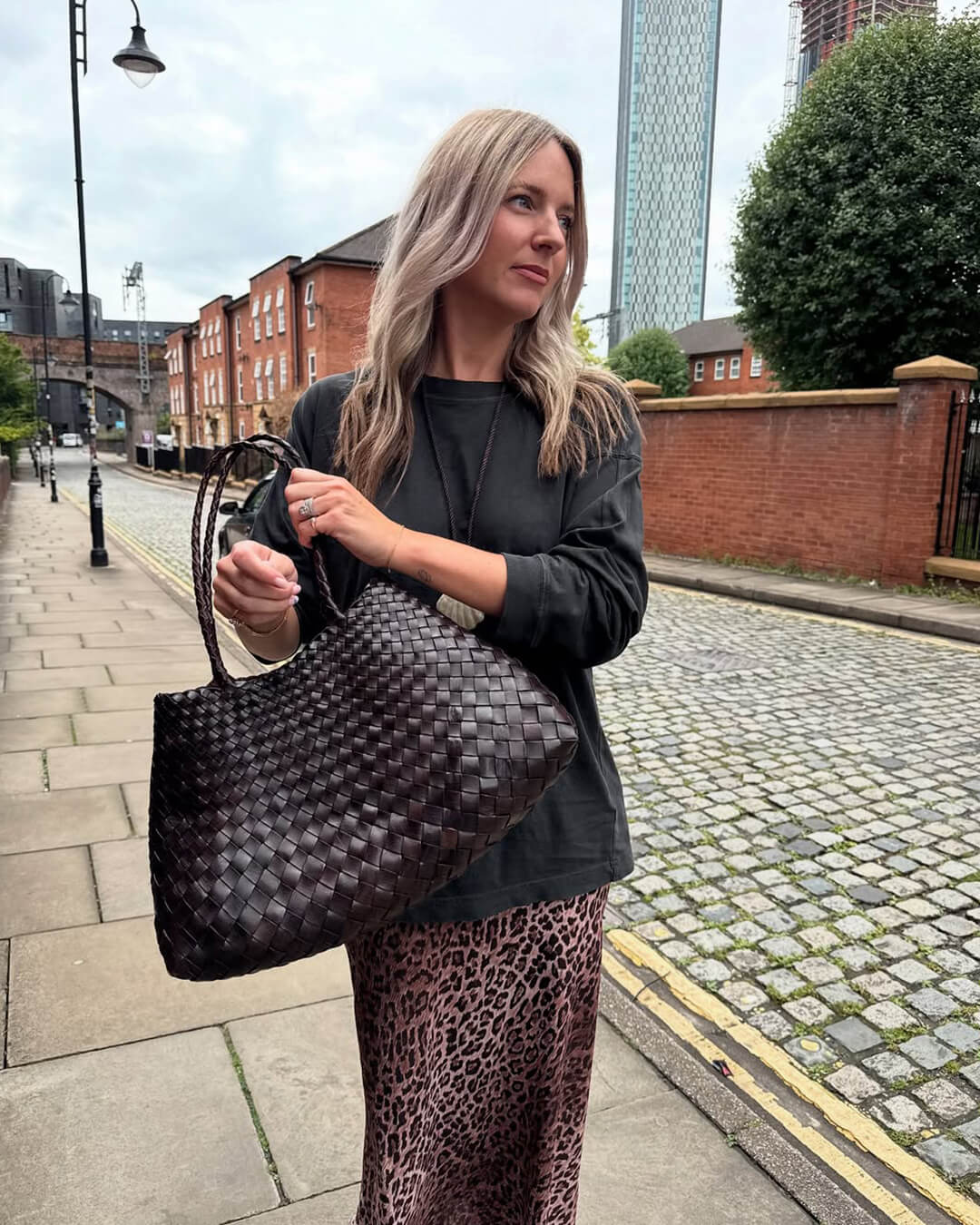 Sac tissé en similicuir vegan Marissa, format moyen