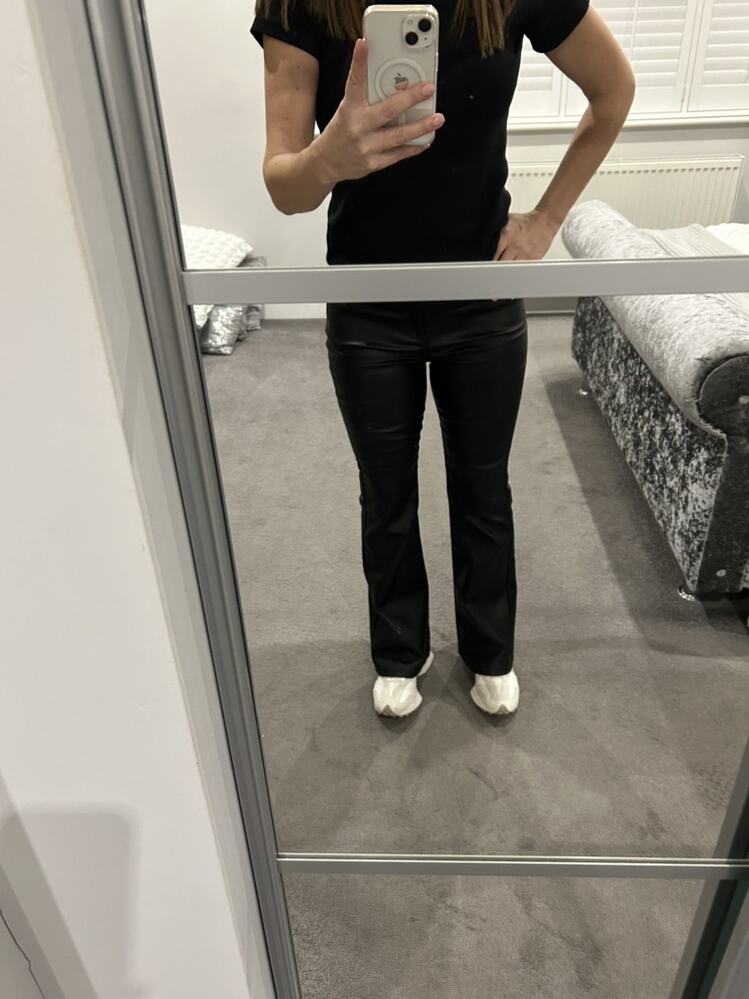 Pantalon évasé en similicuir Michelle