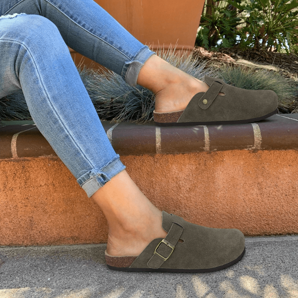 Sandales Minerva à enfiler avec boucle réglable