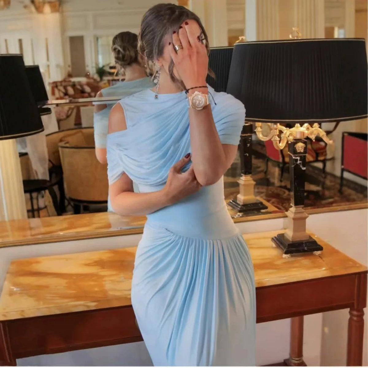 Robe longue élégante moulante en tulle Monica