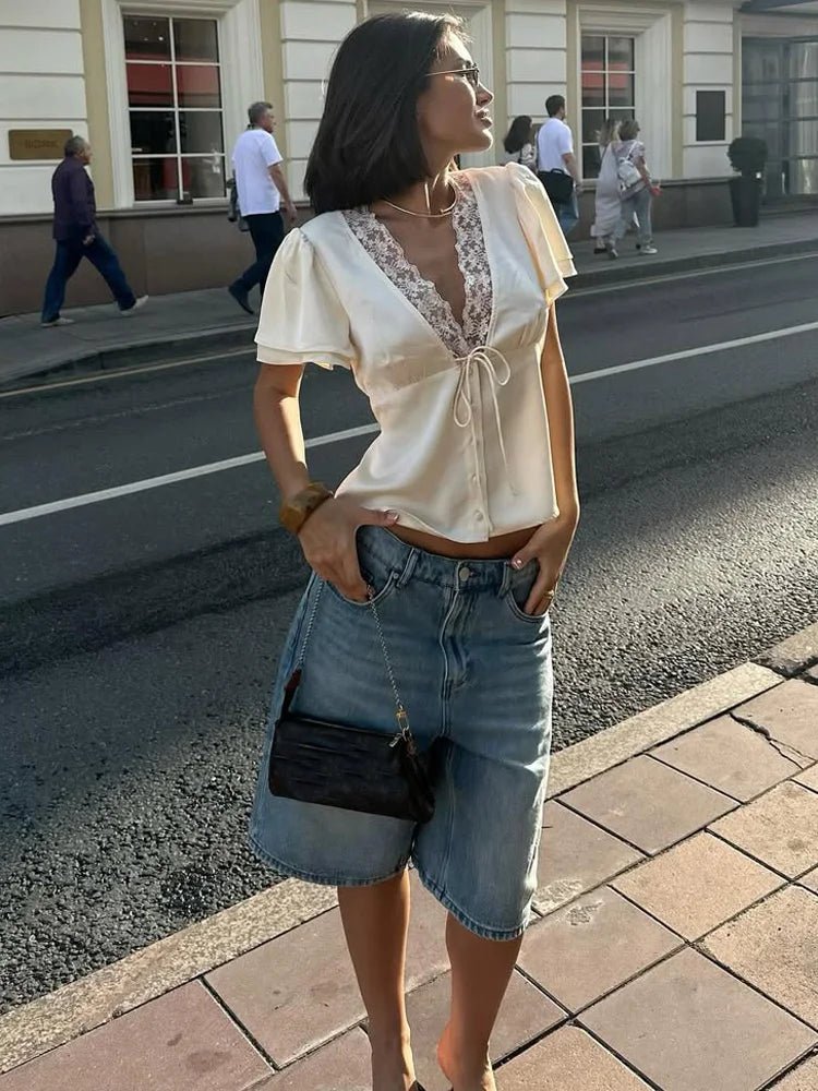 Blouse en satin et dentelle Nathalie
