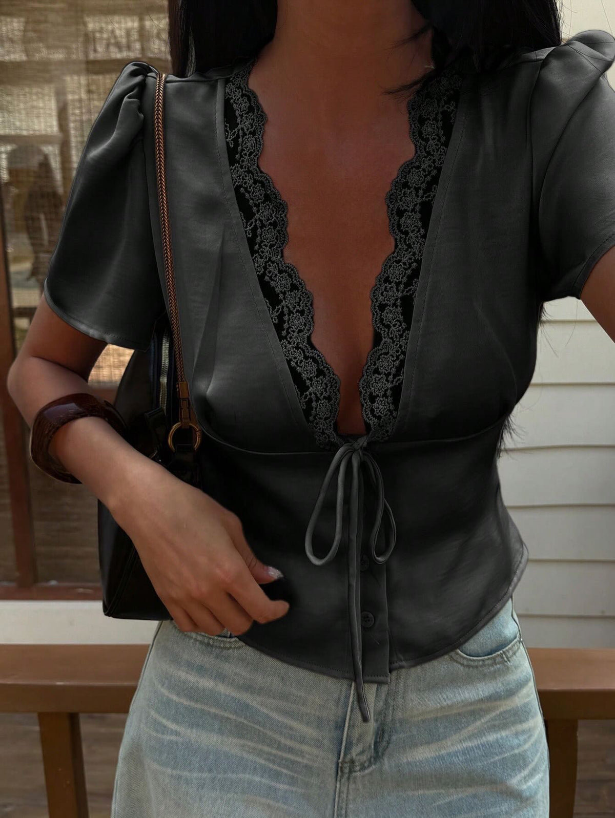 Blouse en satin et dentelle Nathalie