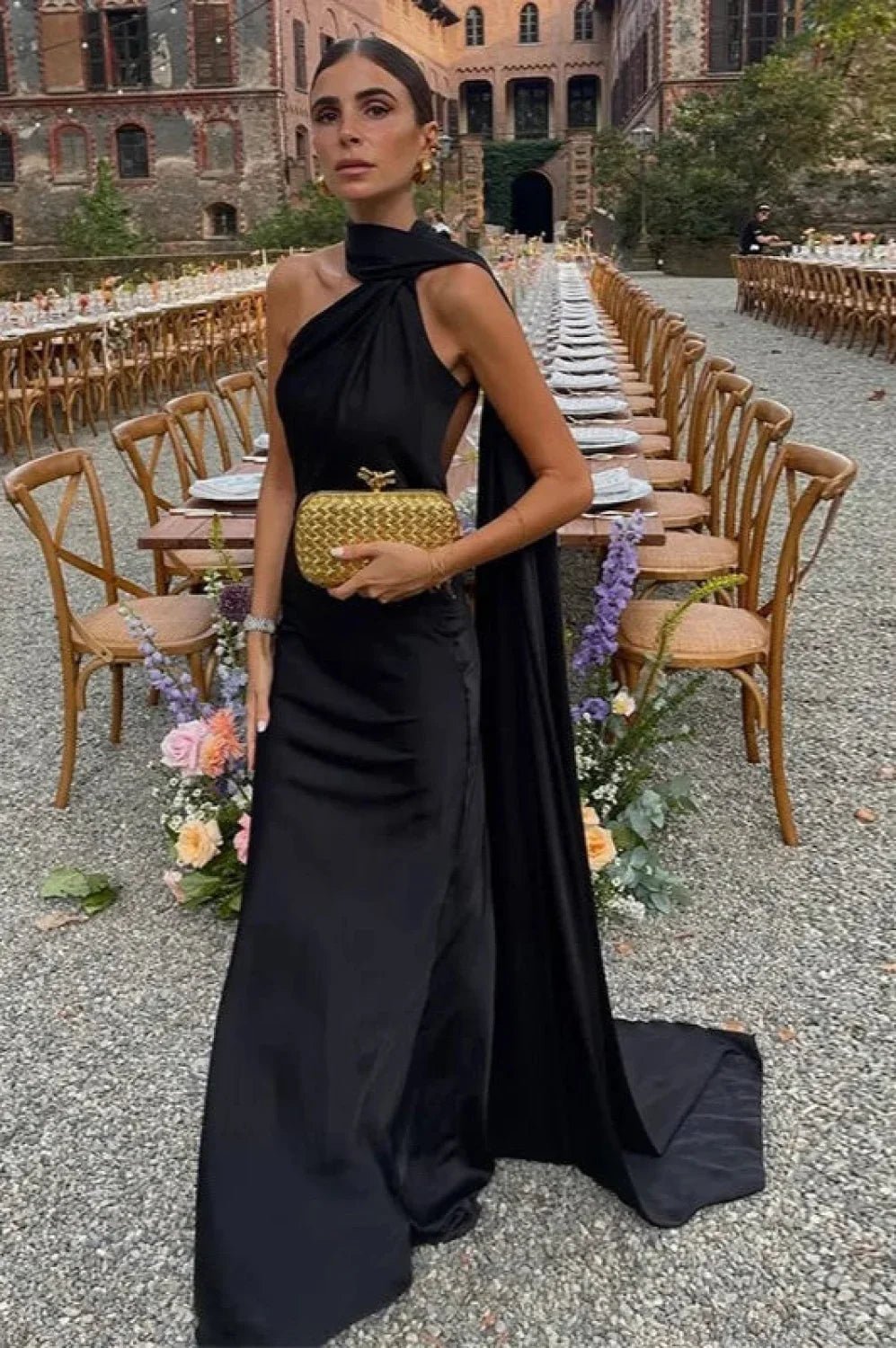 Robe longue Neele dos nu à encolure licou, finition satinée
