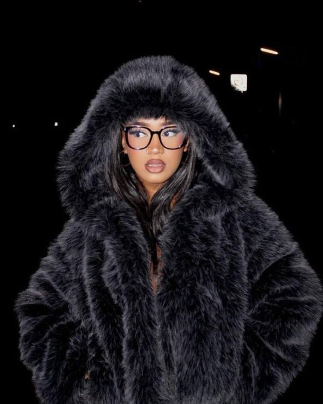 Manteau à capuche en fausse fourrure Nicki