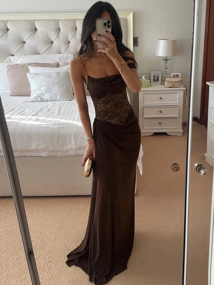 Robe longue asymétrique en dentelle Olga