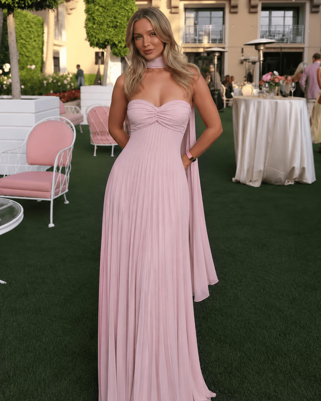 Robe longue en mesh Olivia avec écharpe