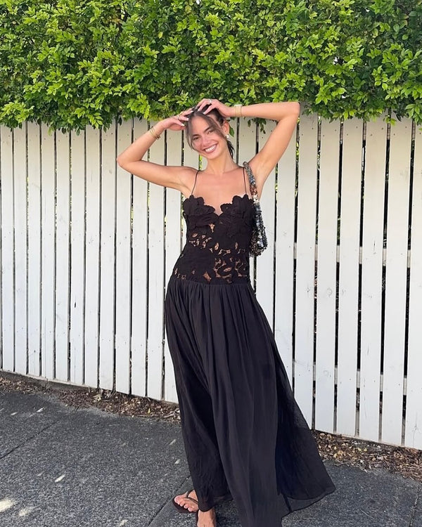 Robe dos nu Orla en dentelle et résille