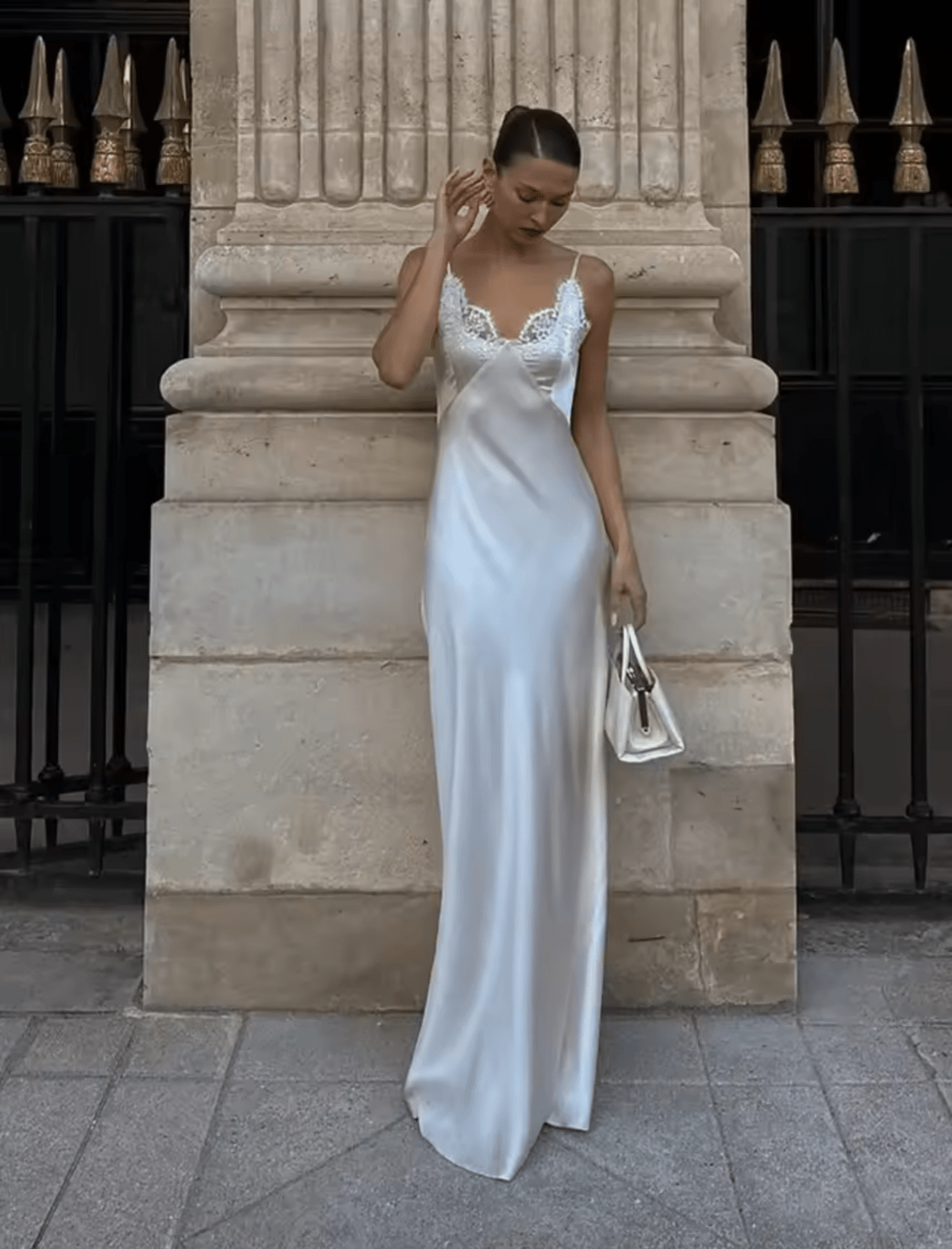 Robe longue Piper en satin et dentelle