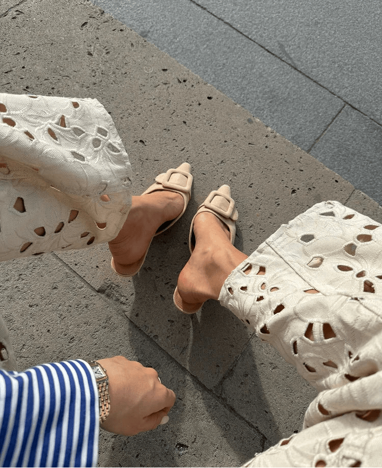 Jean droit Rachel taille haute en denim ajouré