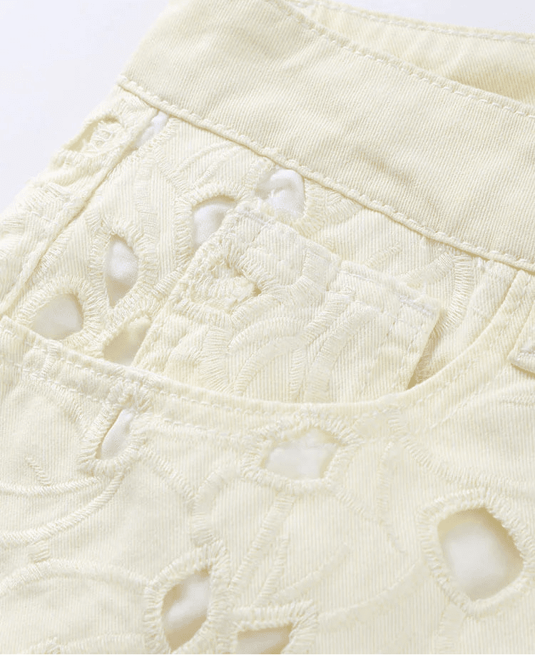 Jean droit Rachel taille haute en denim ajouré