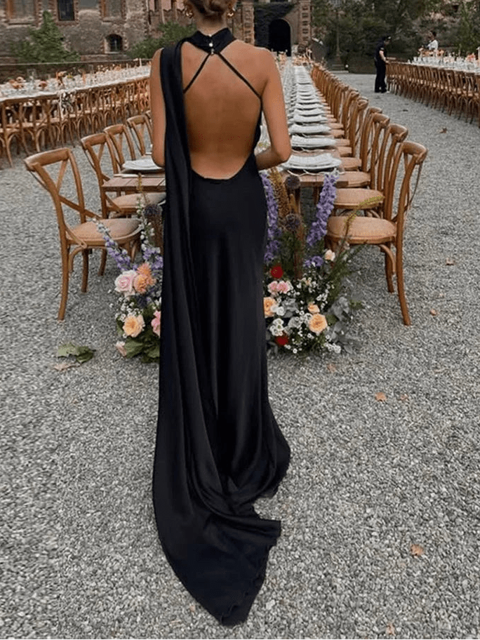 Robe de soirée Raisa dos nu en satin avec ruban