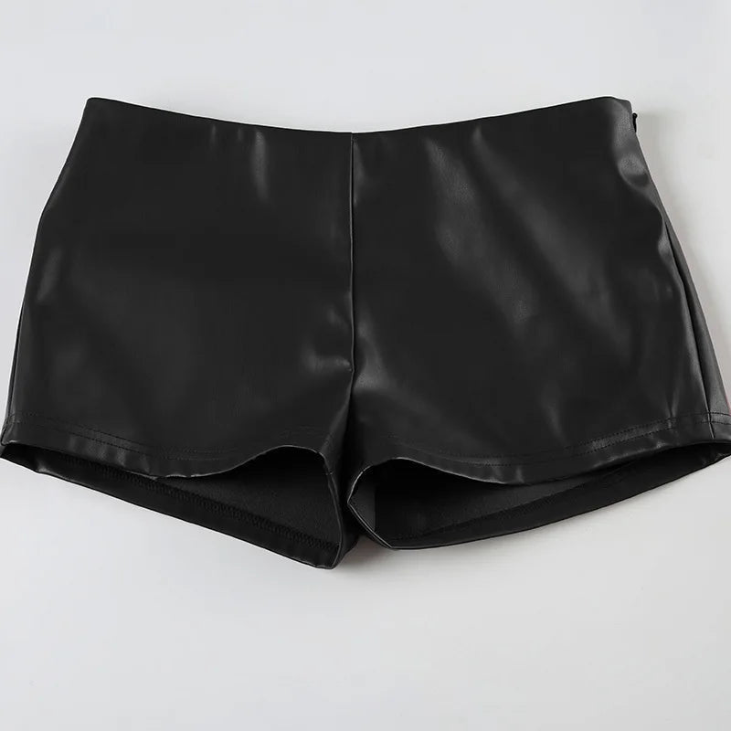 Short en cuir taille basse Rhian