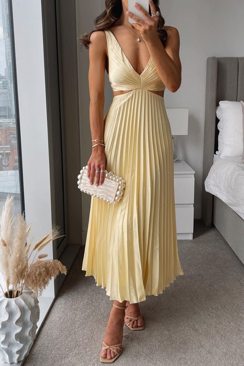 Robe longue sans manches à découpes et col en V Rona