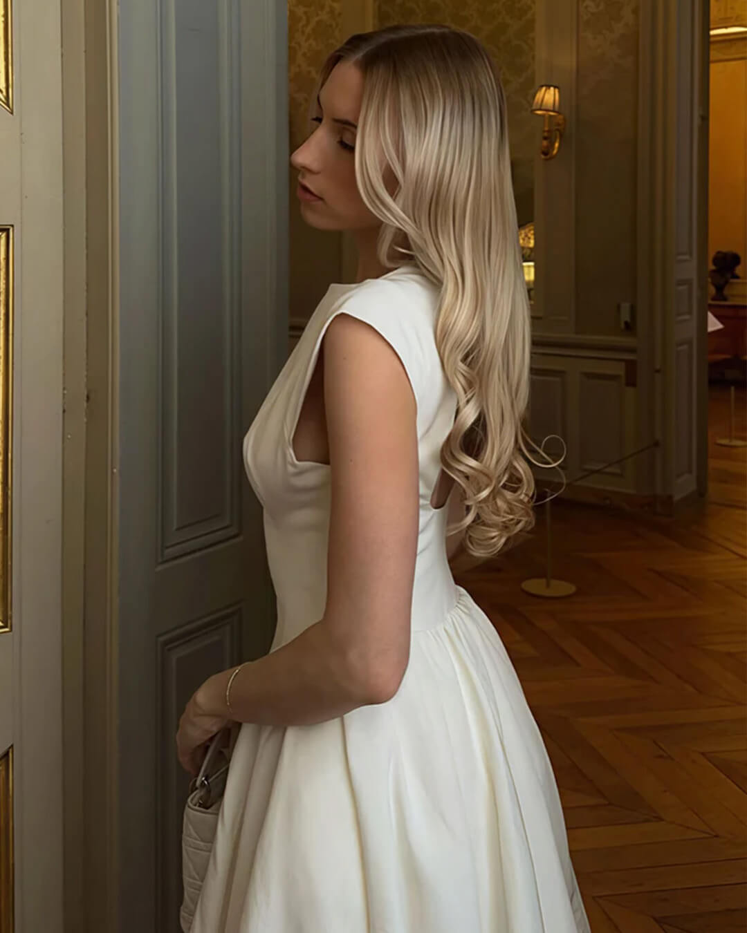 Robe midi sans manches à découpes Rosalind