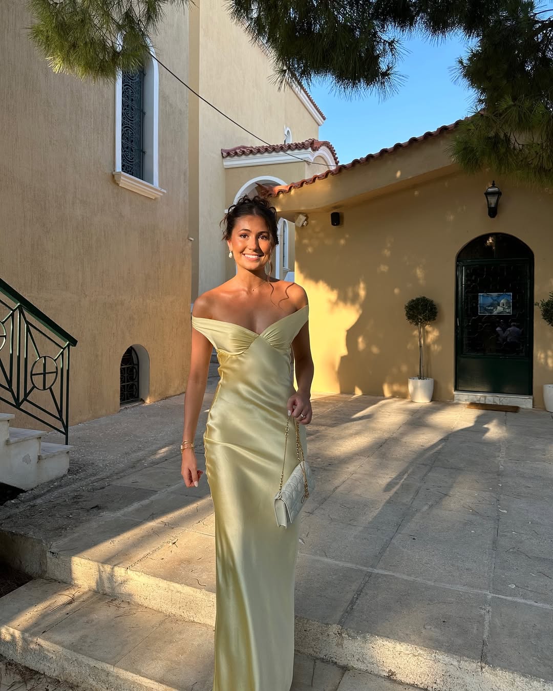 Robe longue Serene en satin dos nu