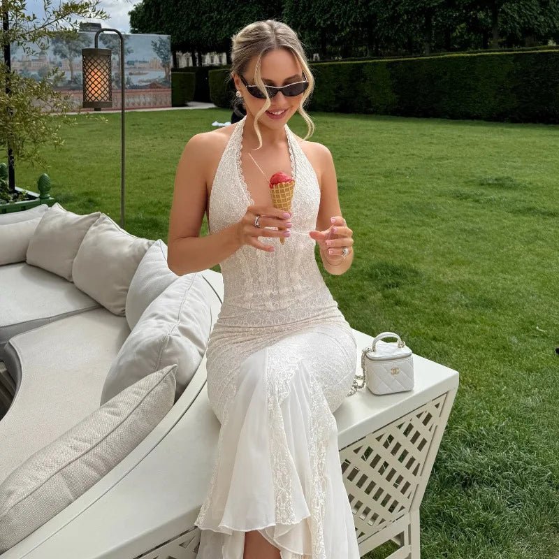 Robe longue en dentelle Sienna à col licou