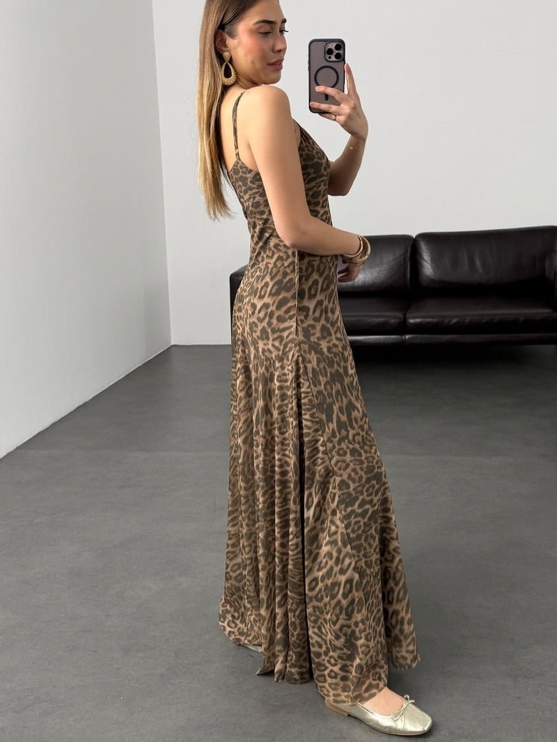 Robe longue à bretelles imprimée léopard Sienna