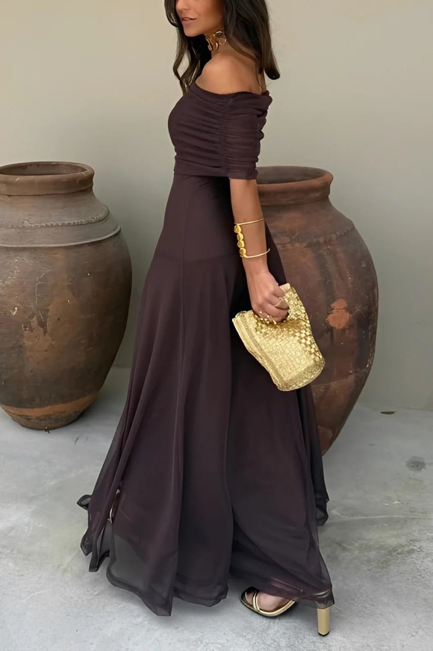 Robe longue Sienna froncée et épaules dénudées