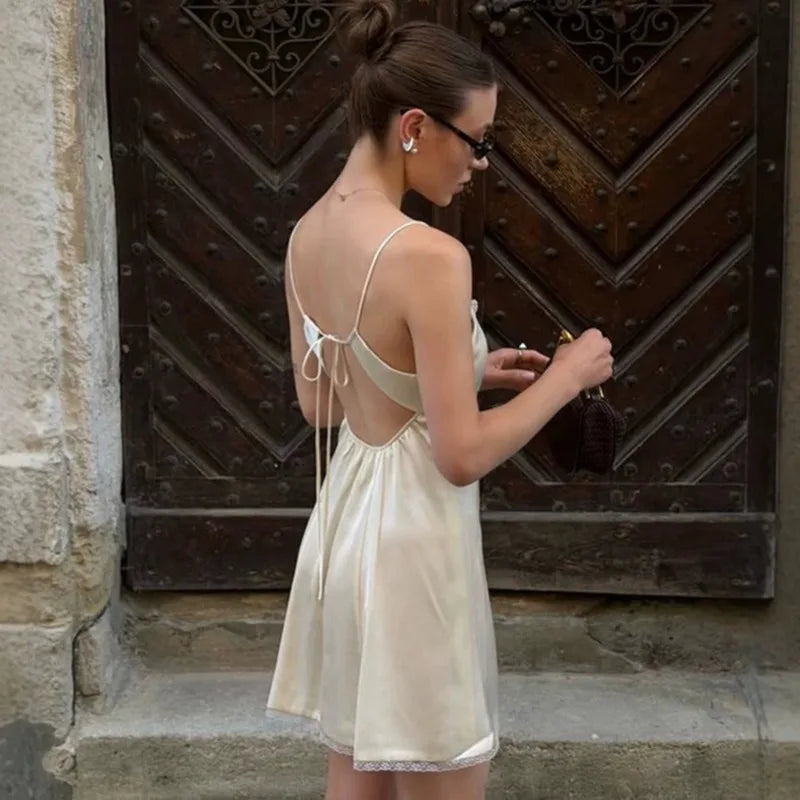 Robe ajustée sans manches