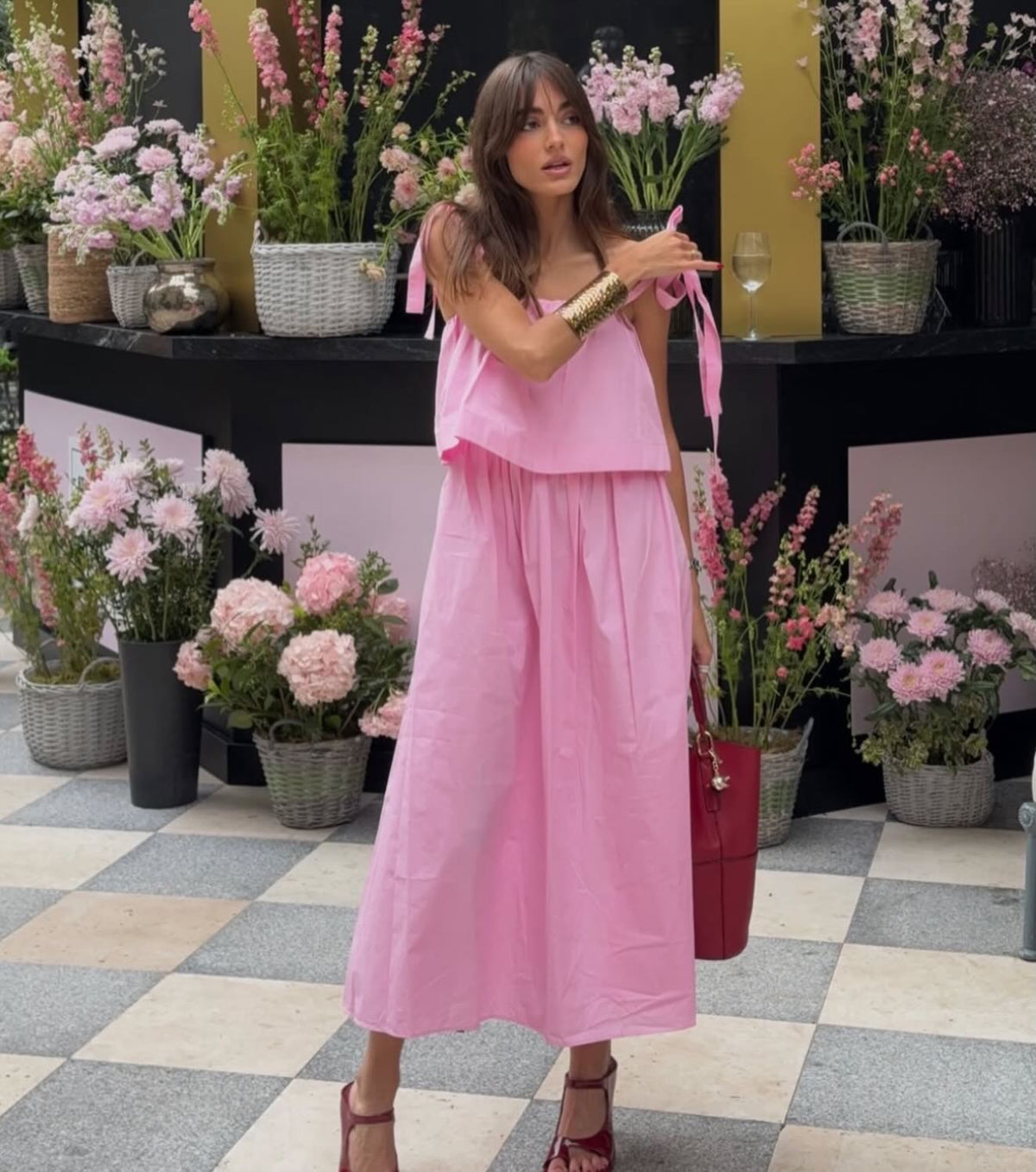 Robe midi Sophia rose à nœud et volants