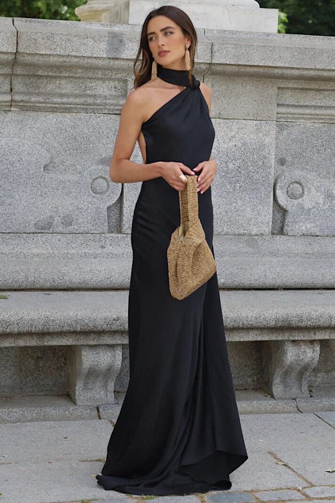 Robe cape Suri en satin à col licou