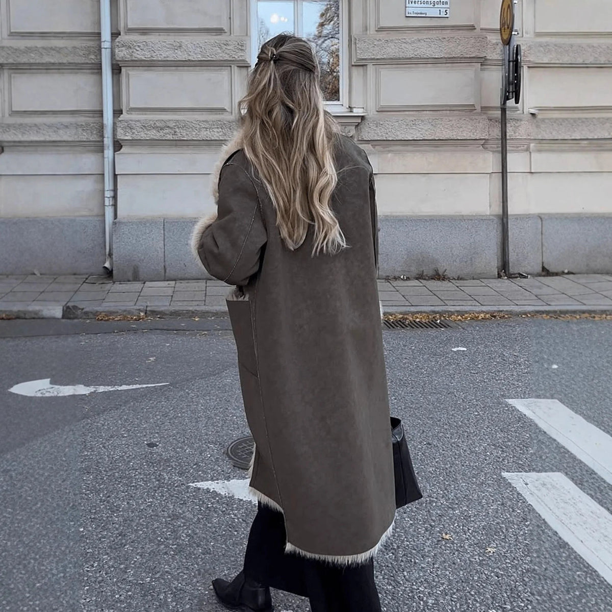 Long manteau Sydney en daim synthétique et fausse fourrure