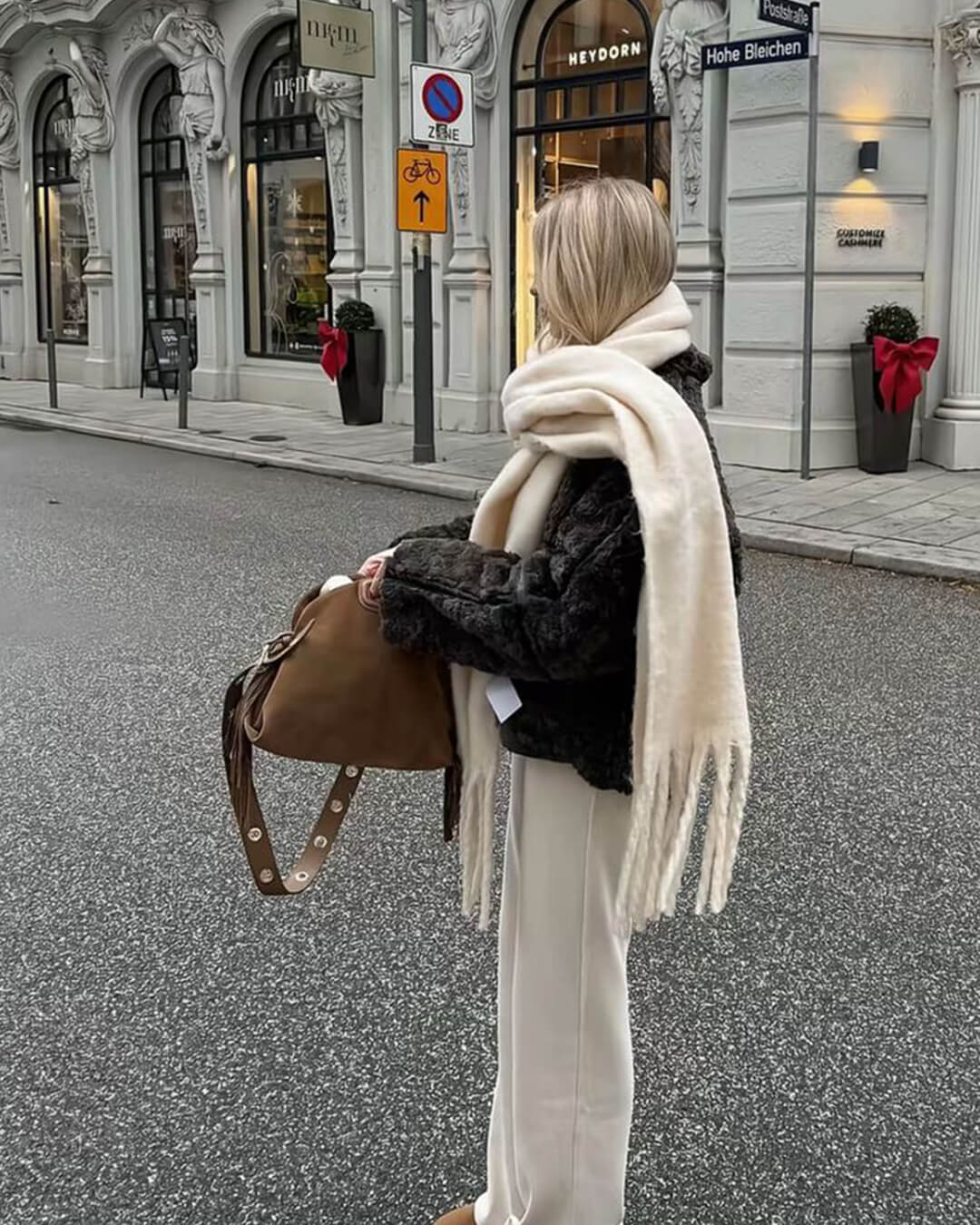 Écharpe d’hiver à franges Tanya