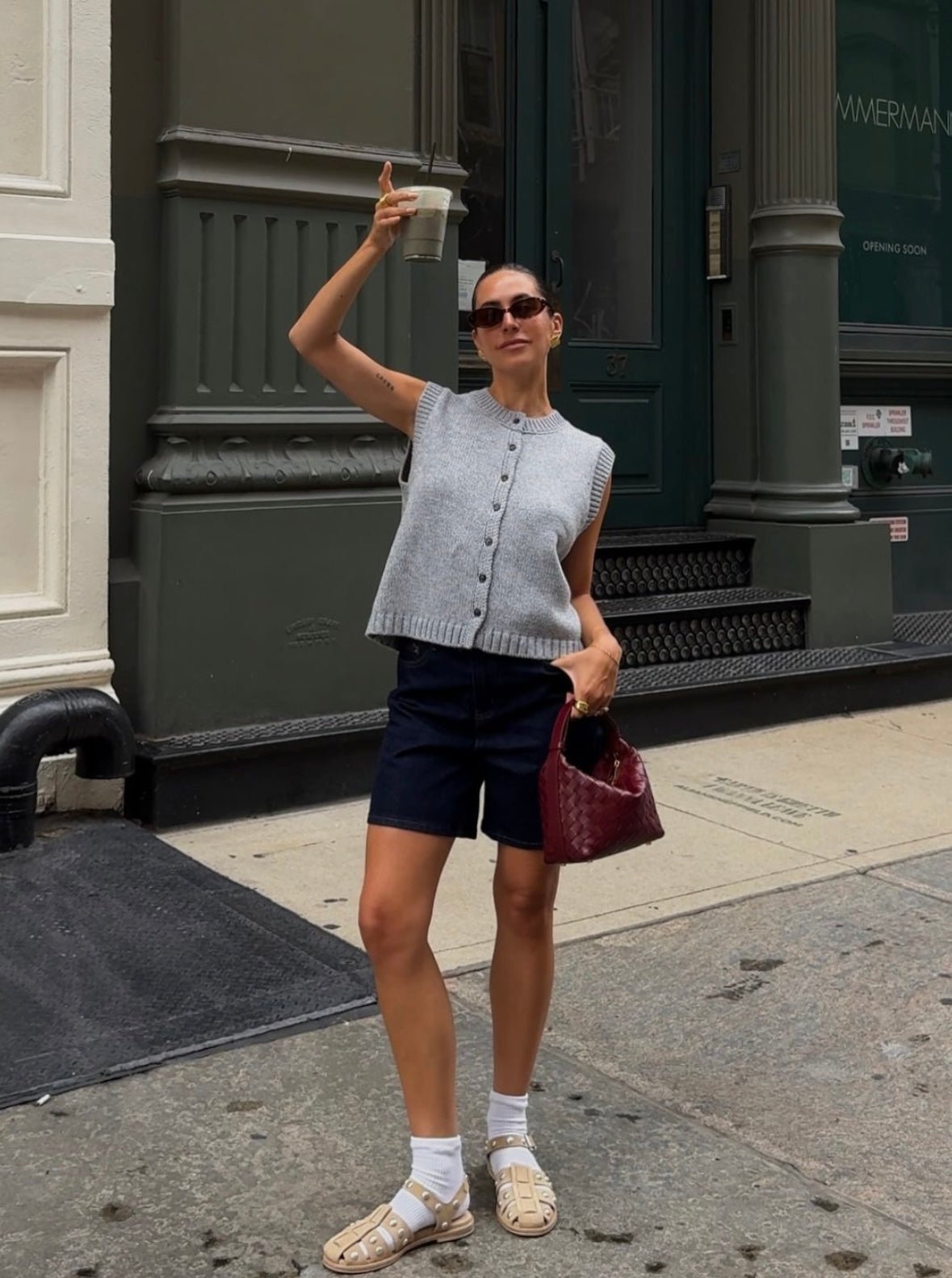 Gilet-cardigan en maille à boutons sur le devant Tori