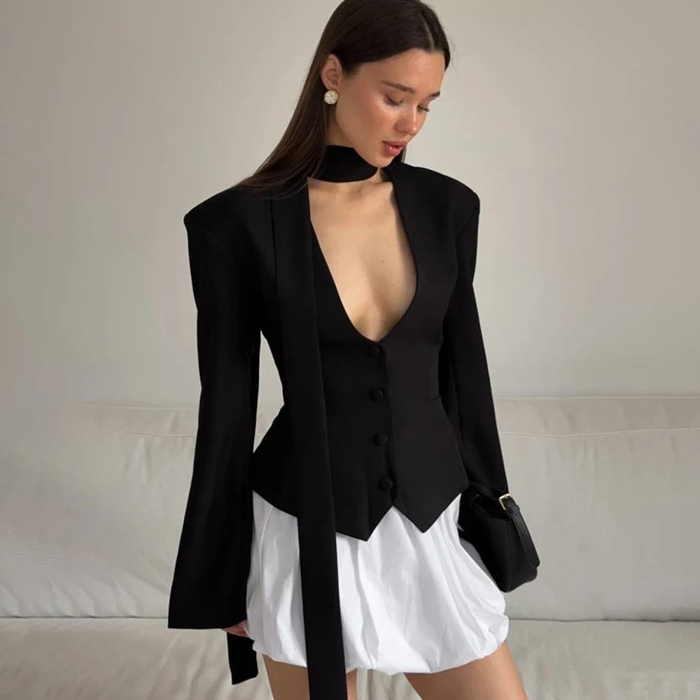 Blazer à nœud et col en V