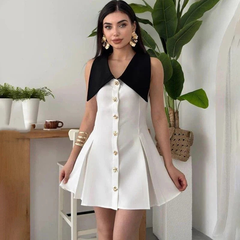 Robe à col en V et revers